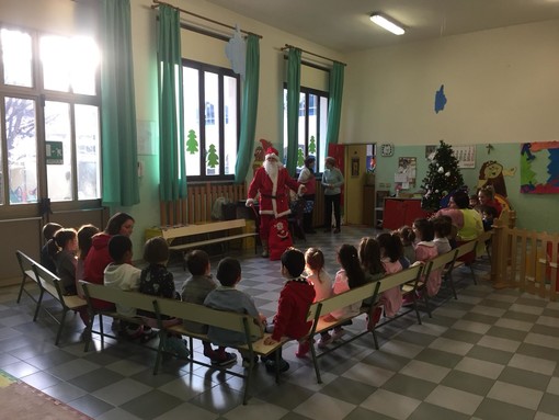 Babbo Natale In Visita Alla Scuola Materna Di Salussola FOTOGALLERY