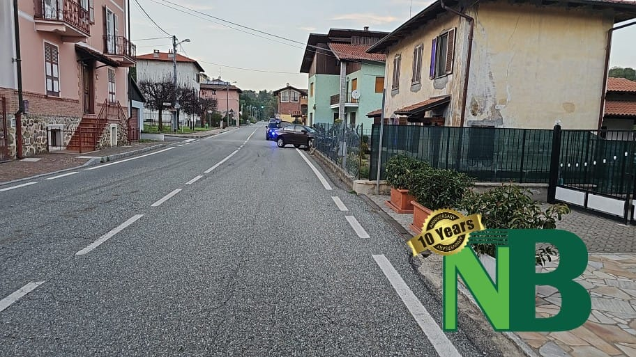 Auto Si Schianta Contro La Colonnina Del Gas A Villa Del Bosco FOTO ...