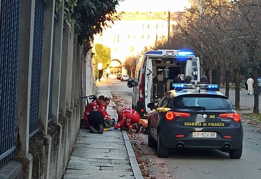 Biella, ciclista a terra, interviene il 118