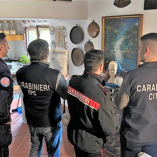 Masserano, 68enne incensurato arrestato per detenzione di armi da guerra e trofei di caccia