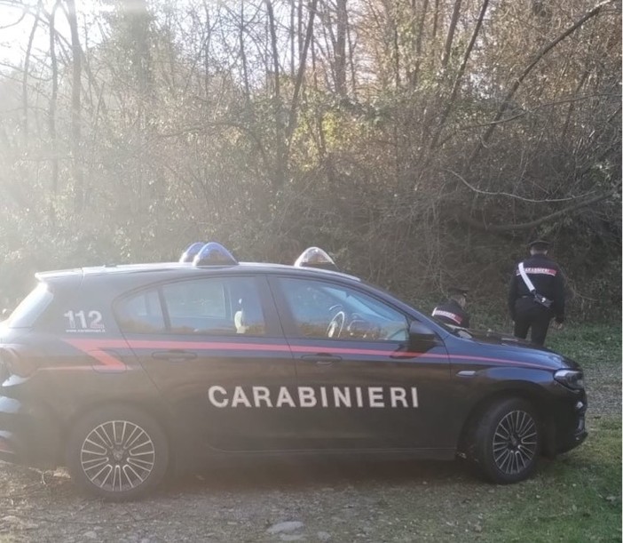 Sorvegliato Speciale alla guida di un'auto con patente revocata acquista droga in Valle Elvo: arrestato dai Carabinieri