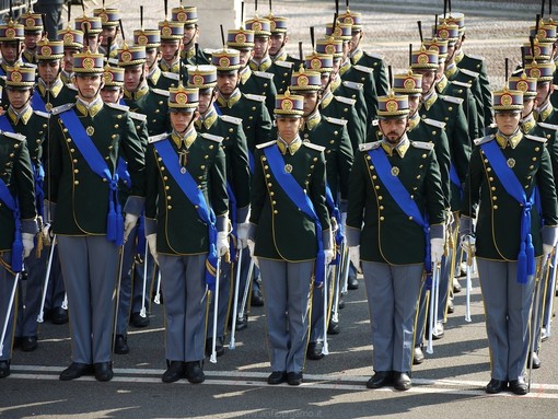 Guardia Di Finanza, Concorso, Per Titoli Ed Esami Per L’ammissione Di ...