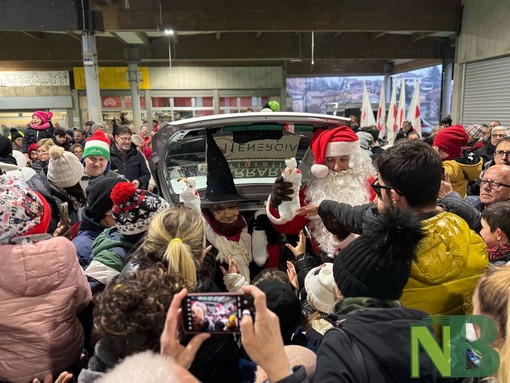 Cossato in festa per la Befana benefica, l'evento conquista grandi e piccini - Servizio di Davide Finatti per newsbiella.it