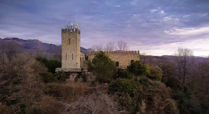 Al Winter Brich Trail manca l’icona: il castello di Zumaglia si vede, ma solo col binocolo…