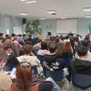 “Welfare e territorio”: conferenza all’Itis di Gabriele Biscaro, direttore del Cissabo