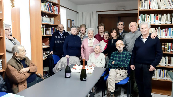 Ternengo: Iole Pasquina ha spento 101 candeline circondata dai famigliari e dai suoi compaesani