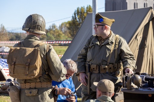 Fondazione Marazzato, la due giorni dedicata alla storia del trasporto militare a Stroppiana si trasforma in una nuova “Festa dei motori”