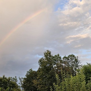 Ieri nei cieli biellesi l'incanto dell'arcobaleno