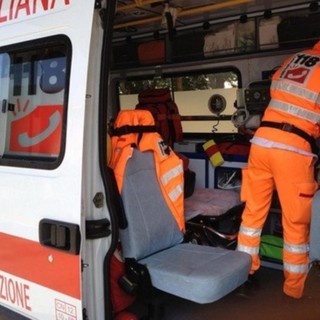 Masserano: Codice rosso per un motociclista caduto in superstrada