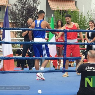 Boxe lungo lago: Italia vs Francia a Viverone FOTO e VIDEO Walter Chinea