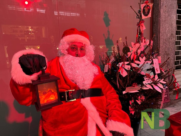 Natale a Biella: Babbo Natale ha fatto tappa in città - Foto Finatti per newsbiella