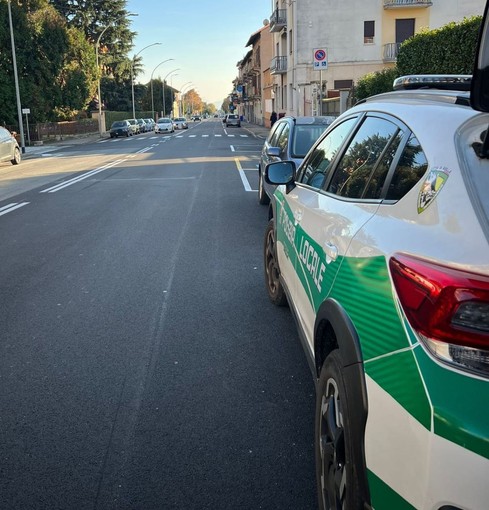 Biella, uomo di 52 anni investito da un'auto.