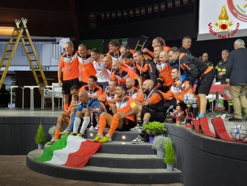 VVF di Biella al Campionato di calcio a 5 in memoria di Luca Scaramal