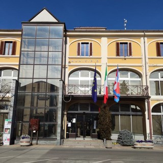 cossato agenzie