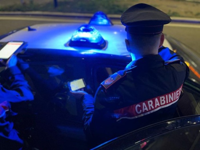 Tragedia a Castellamonte: 71enne uccide la moglie malata di Alzheimer e poi si toglie la vita