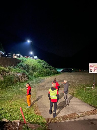 Eliambulanza e Soccorso Alpino al Monte Bo per il recupero di due escursionisti