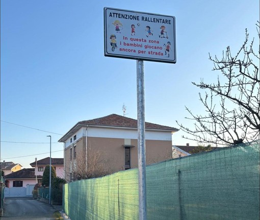 A Ponderano &quot;I bambini giocano ancora per strada&quot;, foto pag fb