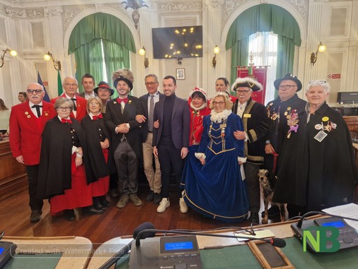 Carnevale di Biella tra Folle Notte del Piazzo, festa del cioccolato e una targa in ricordo di Franco Caucino