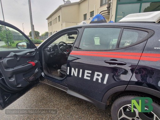 Auto fuori strada a Sostegno e a Borriana