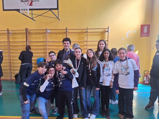 Scacchi: Le ragazze dell' IC Biella3 sono campionesse provinciali