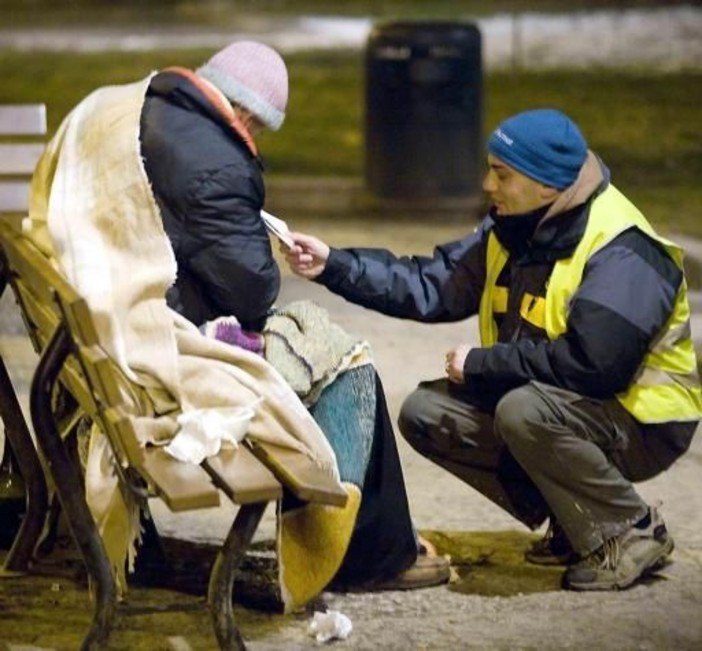 Biella, inverno solidale: potenziato il progetto Emergenza Freddo per chi è in difficoltà