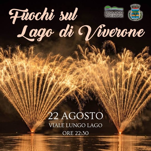 Spettacolo pirotecnico sul lago di Viverone: una serata da non perdere.