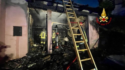 Graglia, incendio in un garage, nessun ferito