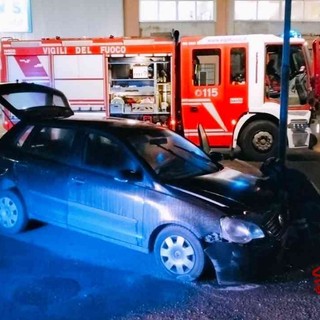 Ferito nello scontro fra due auto: incidente a Vercelli