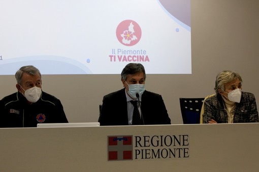 Vaccini, tocca agli anziani e al personale scolastico: la campagna al via tra il 19 e il 21 febbraio