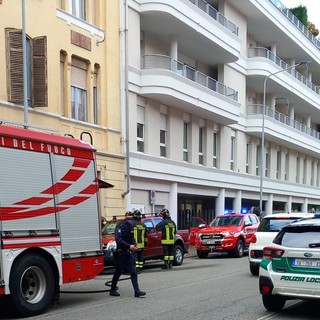 Biella, principio d'incendio per un'auto parcheggiata in via Tripoli, foto archivio