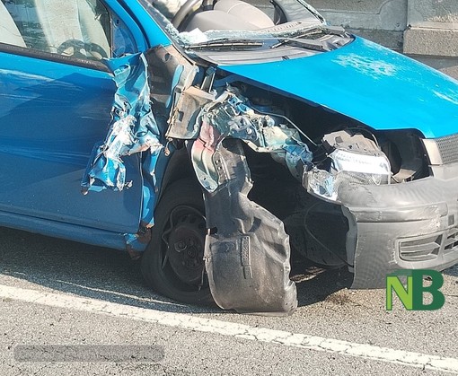 Perde controllo dell'auto, incidente a Trivero, FOTO Enrico di Scerni