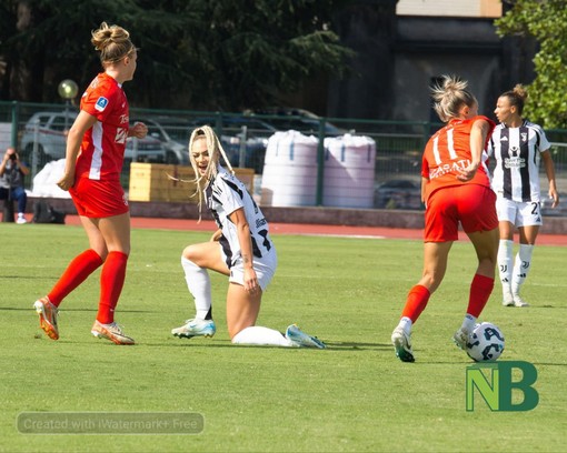 Pozzo-La Marmora, Women esordio casalingo sorridente con 4-2 contro Como, foto Enrico Eletto