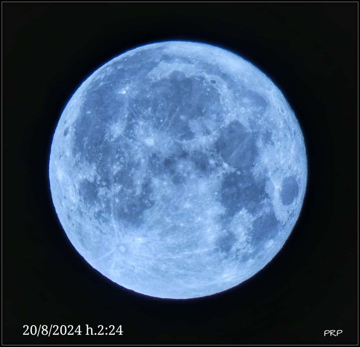 Lo spettacolo della prima superluna blu dell'anno, foto Paolo Rosazza Pela