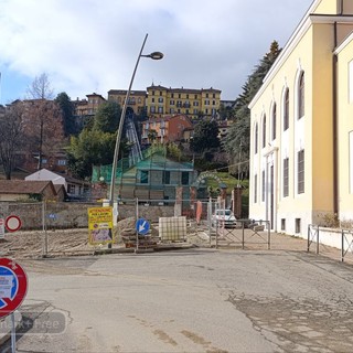 Biella: nasce una nuova piazza ai piedi della ex funicolare, foto Mattia Baù per newsbiella.it