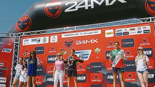 La giovane Leila Olimi al Trofeo delle Regioni Minienduro