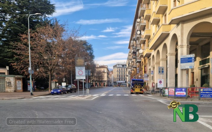 Piazza Vittorio Veneto a Biella pedonale, progetto in stallo