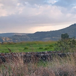 “Sa terra de niunu/La terra di nessuno”, poesia di Nicola Loi di Ortueri inviata ai Sardi di Biella.