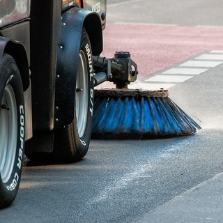 Pulizia della strade, attenzione alla viabilità in città