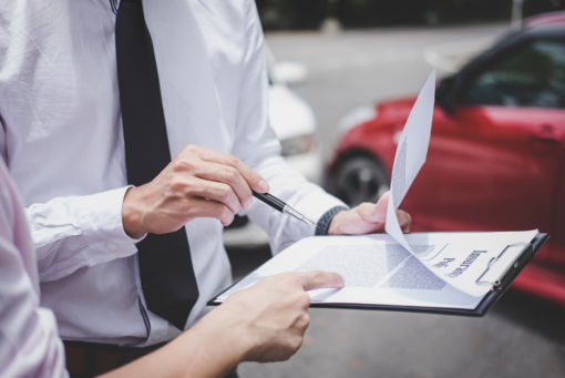 Bollo auto ibride, stop all'esenzione dal 2025. PD su Cirio: &quot;Saranno i cittadini a pagare le sue scelte sbagliate&quot;.