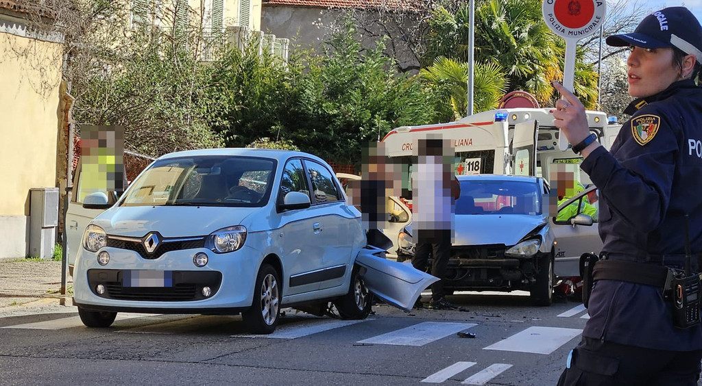 Biella, Tamponamento Tra Due Auto: Lunghe Code In Via Milano FOTO ...