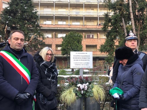 Crollo di una gru a Torino, anche i famigliari delle vittime alla cerimonia di commemorazione di oggi: &quot;Si faccia piena luce&quot;