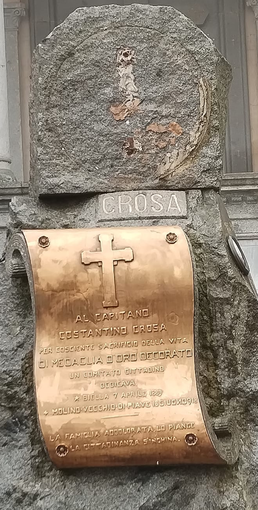 vandali cimitero