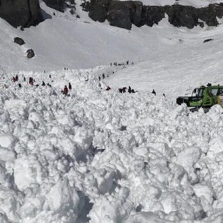 Neve sull'arco alpino piemontese: il rischio valanghe rimane 2-moderato