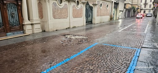 Un cittadino: &quot;Buche pericolose in via Mazzini: intervento urgente necessario&quot;