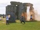 Stonehenge, blitz degli attivisti e vernice sulle pietre - Video