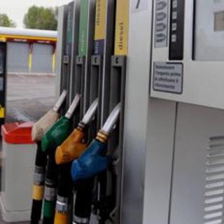 Carburante, prezzi benzina e diesel in rialzo? Cosa succede