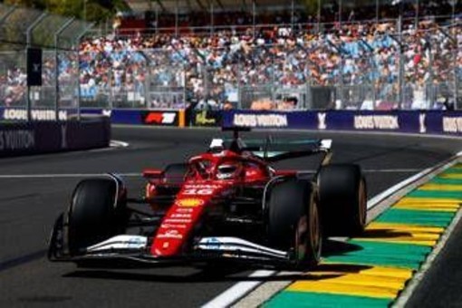 Gp Australia, Leclerc con Ferrari più veloce in prove libere