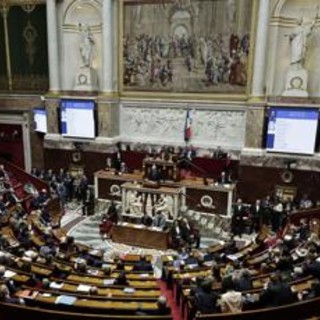 Francia, governo Barnier a rischio. Rn annuncia: &quot;Merita la censura&quot;