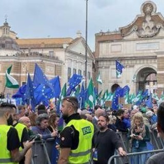 Manifestazione per l'Europa, una piazza 'democratica' e 'popolare' ma anche 'anziana'