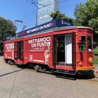 Epatite C, a Milano campagna di sensibilizzazione sale sul tram